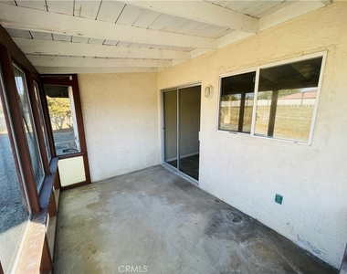 678 Monterey Place - Photo Thumbnail 21