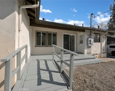 22222 Vanowen - Photo Thumbnail 31