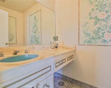 3744 Pine - Photo Thumbnail 5