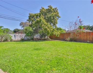 3744 Pine - Photo Thumbnail 29