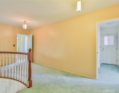 3744 Pine - Photo Thumbnail 17