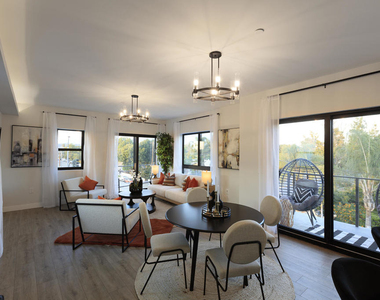 1300 W Mission Boulevard - Photo Thumbnail 15