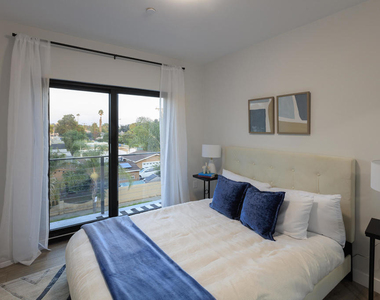 1300 W Mission Boulevard - Photo Thumbnail 18