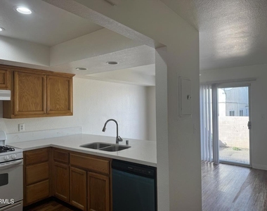 3115 Banning Avenue - Photo Thumbnail 2