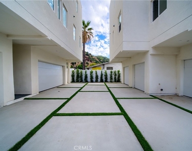 257 S Avenue 54 - Photo Thumbnail 3