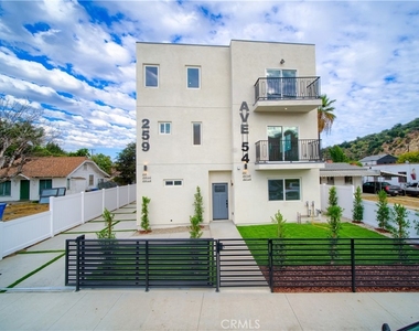 257 S Avenue 54 - Photo Thumbnail 17