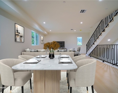257 S Avenue 54 - Photo Thumbnail 4