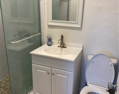 1408 Argonne Avenue - Photo Thumbnail 5