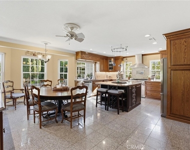 25881 Nellie Gail Rd Road - Photo Thumbnail 8