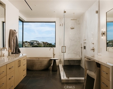212 Hazel Drive - Photo Thumbnail 8
