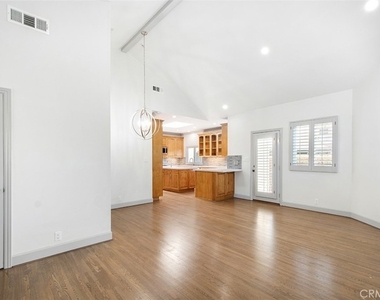 8848 Ashcroft - Photo Thumbnail 22