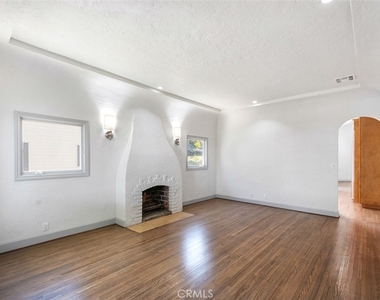 8848 Ashcroft - Photo Thumbnail 8
