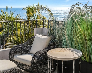 1920 Ocean Way - Photo Thumbnail 22