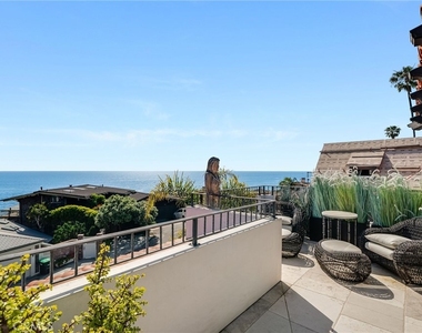 1920 Ocean Way - Photo Thumbnail 21