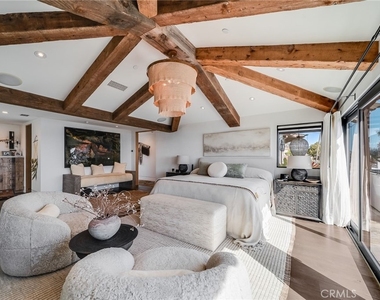 1920 Ocean Way - Photo Thumbnail 19