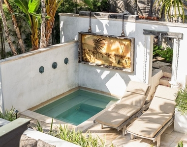 1920 Ocean Way - Photo Thumbnail 28
