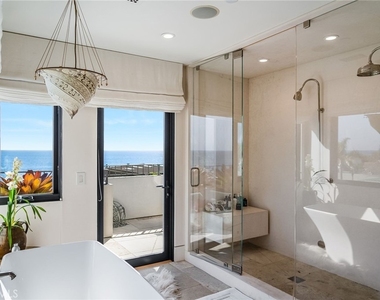1920 Ocean Way - Photo Thumbnail 26