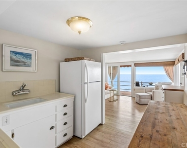 1139 Gaviota Drive - Photo Thumbnail 8