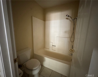 1784 Shady Oaks Court - Photo Thumbnail 11