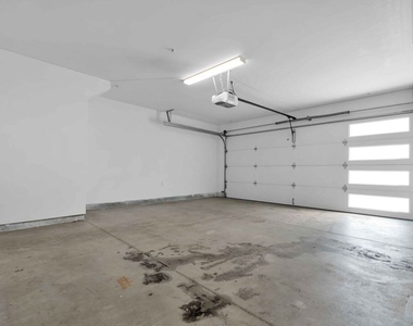 6006 Klump Avenue - Photo Thumbnail 27