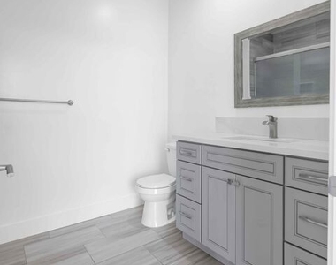 6006 Klump Avenue - Photo Thumbnail 21