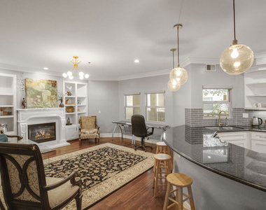 850 N Croft Avenue - Photo Thumbnail 10