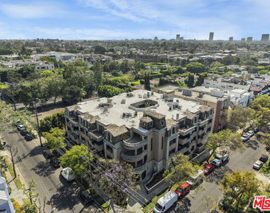 850 N Croft Avenue - Photo Thumbnail 26