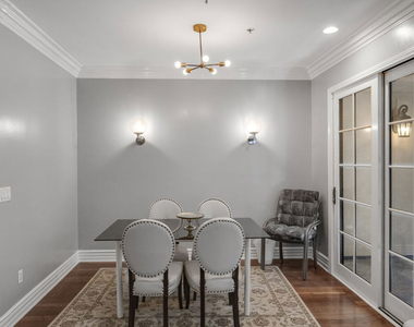 850 N Croft Avenue - Photo Thumbnail 7