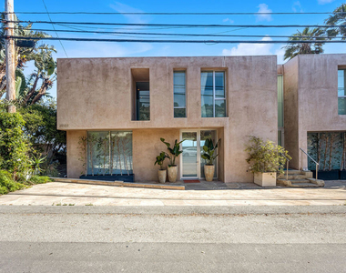 25102 Malibu Road - Photo Thumbnail 31
