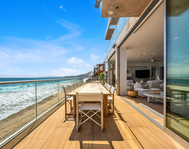 25102 Malibu Road - Photo Thumbnail 9