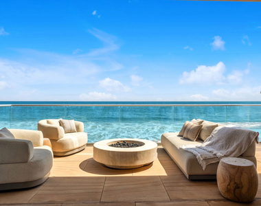 25102 Malibu Road - Photo Thumbnail 11