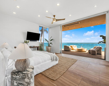 25102 Malibu Road - Photo Thumbnail 10