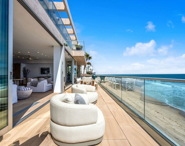 25102 Malibu Road - Photo Thumbnail 8