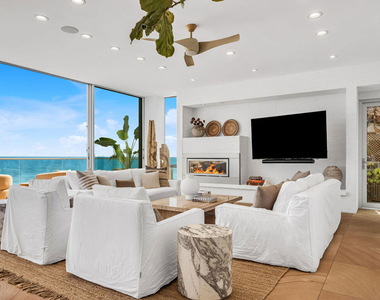 25102 Malibu Road - Photo Thumbnail 6