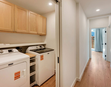 1405 N Coronado Street - Photo Thumbnail 25