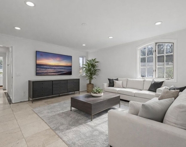 865 Warner Avenue - Photo Thumbnail 5