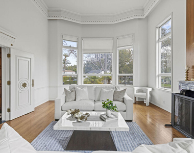 865 Warner Avenue - Photo Thumbnail 3