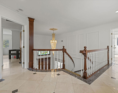 865 Warner Avenue - Photo Thumbnail 21