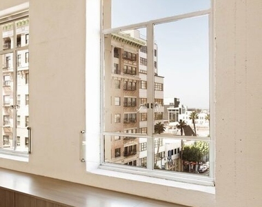 6253 Hollywood Boulevard - Photo Thumbnail 18