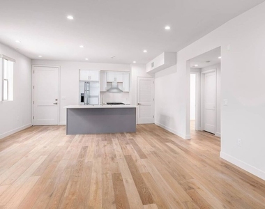 3726 Kelton Avenue - Photo Thumbnail 1
