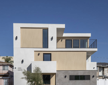 1432 W 9th Street - Photo Thumbnail 2