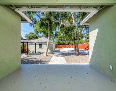1091 Palm Terrace - Photo Thumbnail 32