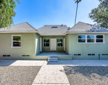 1091 Palm Terrace - Photo Thumbnail 33