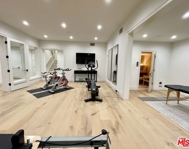 12730 Hanover Street - Photo Thumbnail 9