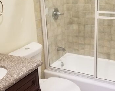 5950 Carlton Way - Photo Thumbnail 12