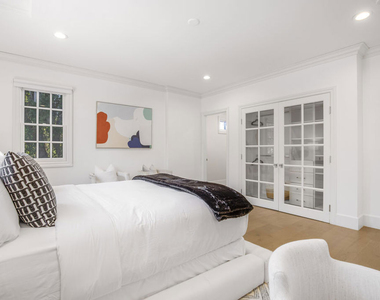 14619 Valley Vista Boulevard - Photo Thumbnail 40