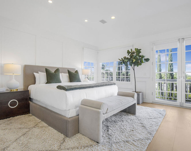 14619 Valley Vista Boulevard - Photo Thumbnail 25