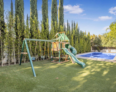 14619 Valley Vista Boulevard - Photo Thumbnail 55