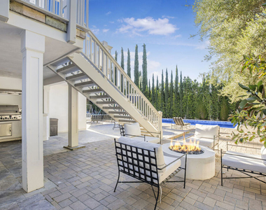 14619 Valley Vista Boulevard - Photo Thumbnail 52