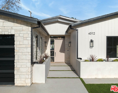 4512 Sunnyslope Avenue - Photo Thumbnail 1